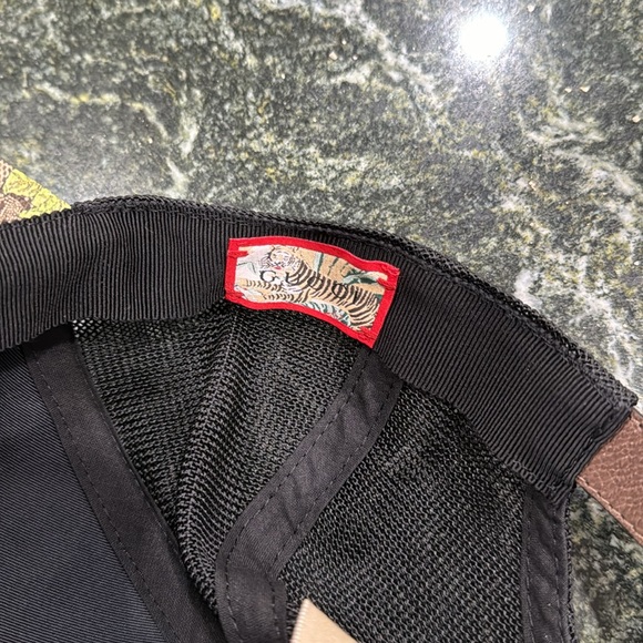 Limited Edition Gucci Tiger Ball Cap worn 2 times - Picture 6 of 10